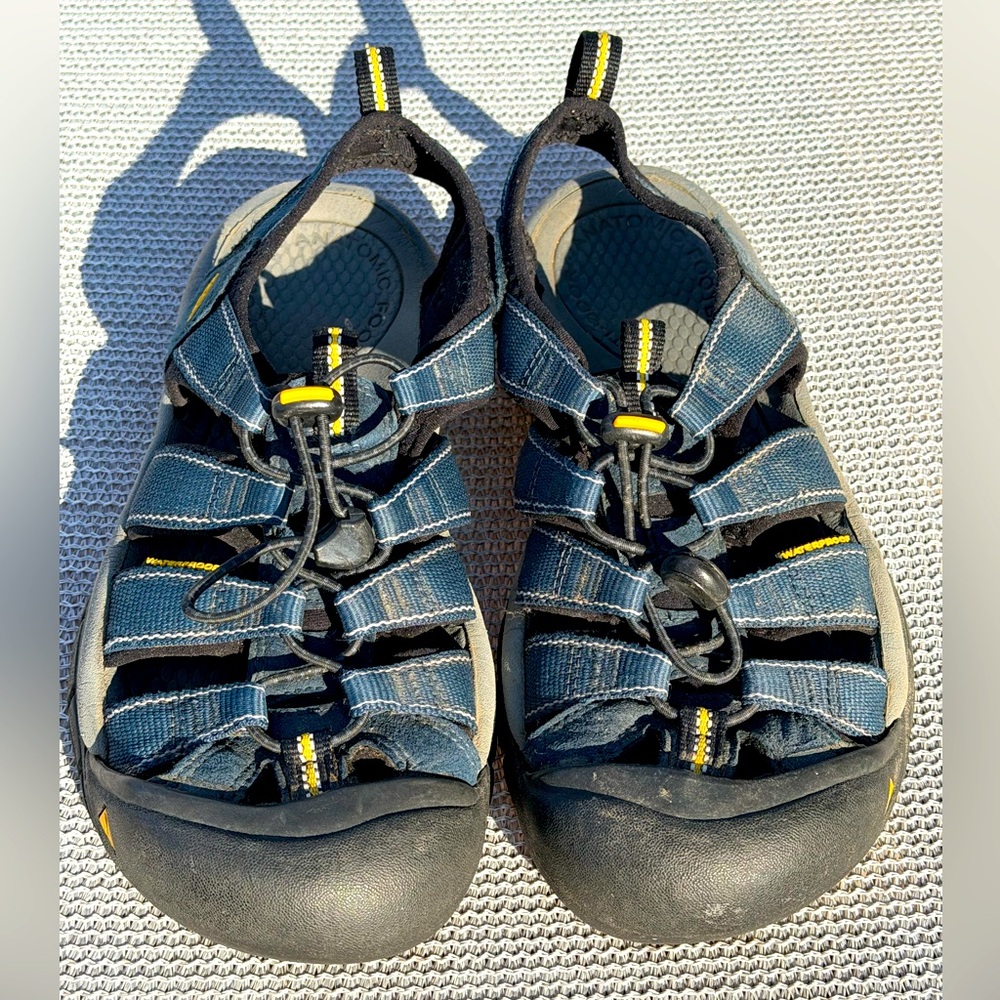 Keen H2 sandals